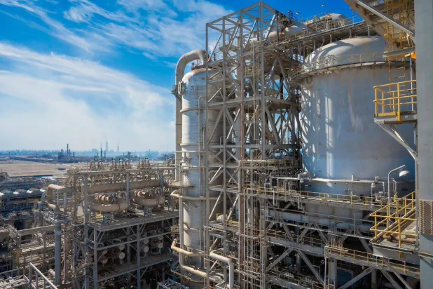 «بترورابغ» تكسر حاجز الخسائر المتراكمة… وتقفز بأرباحها إلى 391 مليون دولار