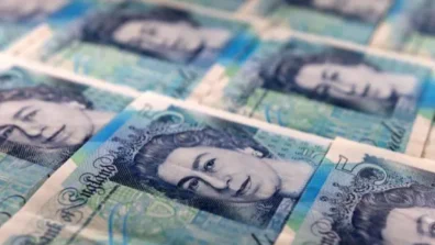 عوائد السندات البريطانية لأجل 30 عاماً تقترب من ذروة 8 أشهر