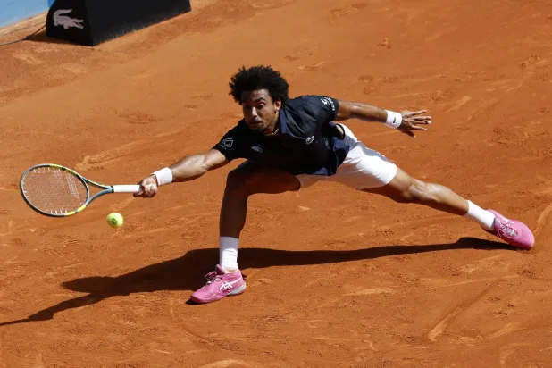 «دورة مدريد»: موسيتي يودّع… وفيس يتقدّم بثبات