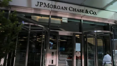 آسيا تضخ المليارات في حِزَم دعم طارئة لمواجهة «صدمة» أسعار النفط