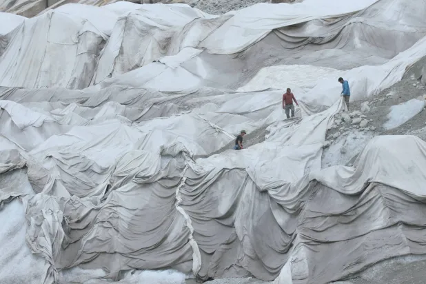 رافا موليس: «الشفقة» محاولة لالتقاط صوت الجليد ككائن حي