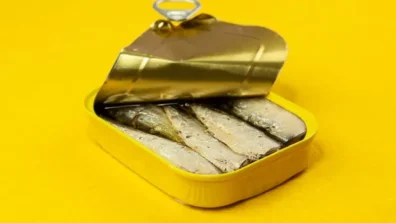 ترند «السردين المكثف» ينتشر عالمياً… نظام صحي أم مبالغة جديدة؟