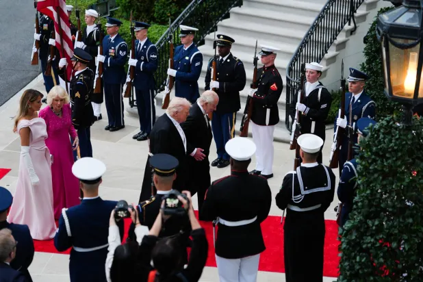 تشارلز يطوي محطة واشنطن بخطاب تاريخي أمام الكونغرس