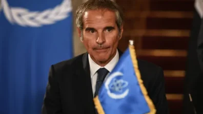 غروسي: معظم مخزون إيران من اليورانيوم ما زال بمجمع أصفهان النووي