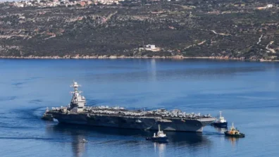 أكبر حاملة طائرات أميركية تغادر الشرق الأوسط بعد فترة انتشار قياسية