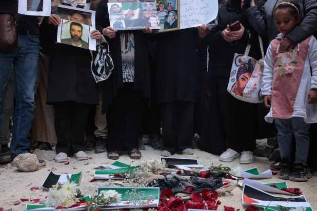 «العدالة الانتقالية» لملاحقة فادي صقر المتهم بجرائم حرب في سوريا