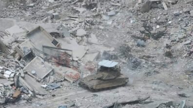 في بنت جبيل.. دبابة اسرائيلية؟ (صور)