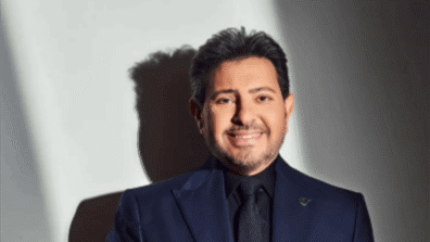 تفاصيل اللحظات الأخيرة قبل تدهور حالة هاني شاكر الصحية تثير الجدل