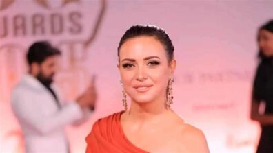 تكريم ريهام عبد الغفور بمهرجان هوليوود ومنى زكي تعلق: مبروك يا جامدة