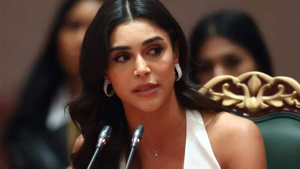 ياسمينا زيتون تتألق بإطلالة ناعمة من كواليس التحضير