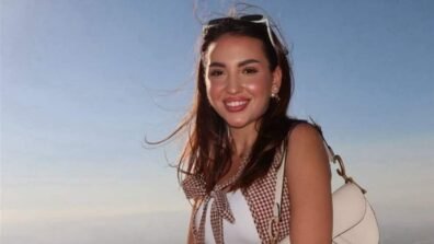 سارة الورع ترد على جدل رقصها “الدبكة”في عيد الميلاد بعد اعلان حملها