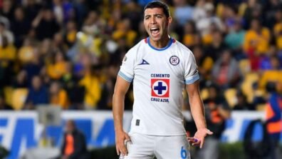 فيديو – تصرفٌ راقٍ خطف قلوب الجماهير المكسيكية