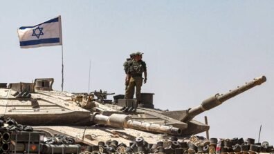 إذاعة الجيش الاسرائيلي: أهداف العملية في لبنان تدمير ٢-٤ كم بالكامل ومنطقة تامين خالية من السكان باستثناء قرى مسيحية ستخضع للسيطرة الاسرائيلية الامنية