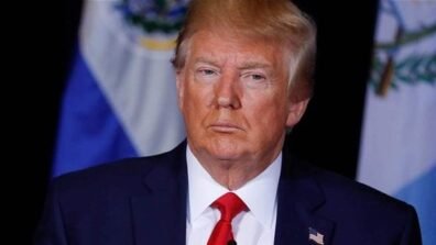 ترامب: قد يتم "تدمير" إيران "بكاملها" مساء الثلاثاء