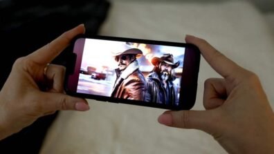 نجوم وهميون يتصدّرون القوائم… هل سرق الذكاء الاصطناعي روح موسيقى الكانتري؟