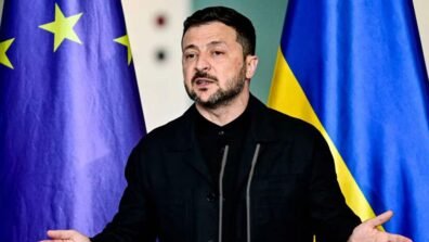 زيلينسكي: تخفيف العقوبات على نفط روسيا يساعدها في تمويل حربها على أوكرانيا