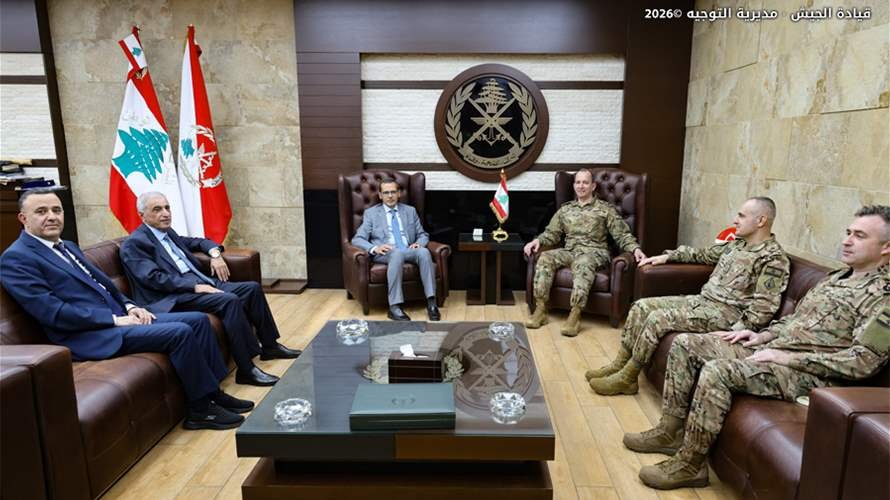 السفير الكندي زار العماد رودولف هيكل وشدد على أهمية تأمين الدعم للجيش