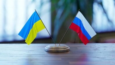 زيلينكسي يقول إن أوكرانيا طلبت "تفاصيل" عن عرض روسيا وقفا للنار في 9 أيار