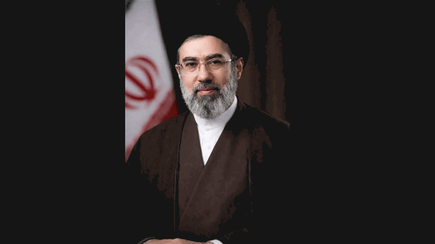 الزعيم الأعلى الإيراني: الإدارة الجديدة لمضيق هرمز ستجلب الهدوء