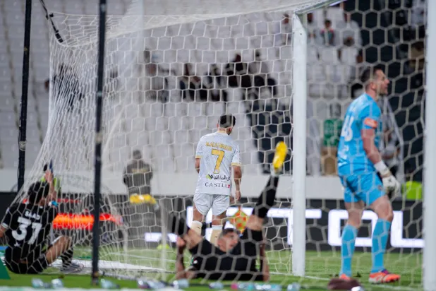 الدوري السعودي: التعاون يقسو على الشباب في عقر داره