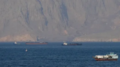 إيران: أي تدخل أميركي في مضيق هرمز انتهاك لوقف النار