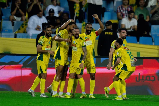 جوشوا كينغ لـ«الشرق الأوسط»: نترقب ديربي مثير بين الهلال والنصر