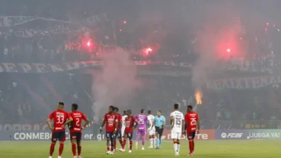إلغاء مباراة في كأس ليبرتادوريس بسبب شغب الجماهير