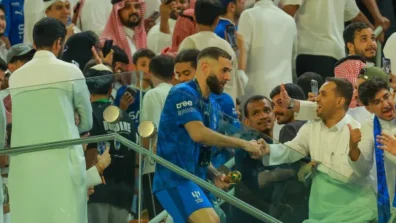 بنزيمة لـ«الشرق الأوسط»: مبارياتنا القادمة نهائيات