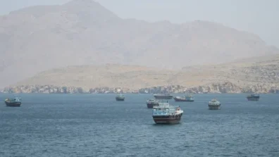 محادثات أميركية – بريطانية بشأن «هرمز» قبيل قمة حول مهمة دفاعية
