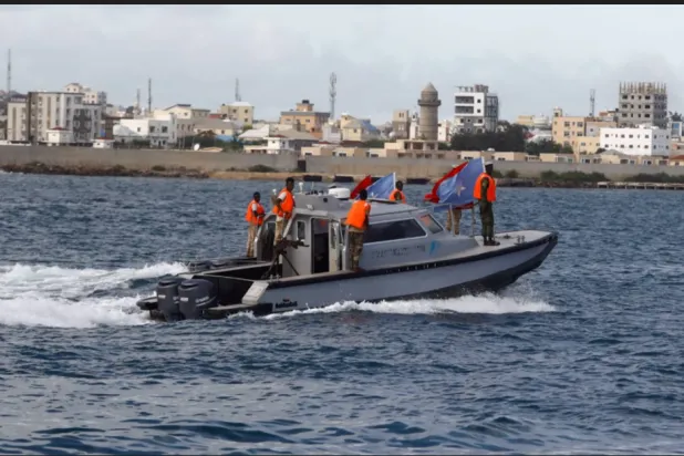 بعد حادث البحارة المصريين… مطالب عربية بتكثيف الجهود الدولية للتصدي للقرصنة