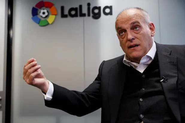 تيباس يهاجم رئيس ريال مدريد: لا يمكن الاستمرار بالكذب ولعب دور الضحية