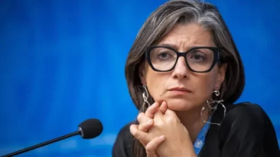 قاض أميركي يعلق العقوبات المفروضة على فرانشيسكا ألبانيزي 
