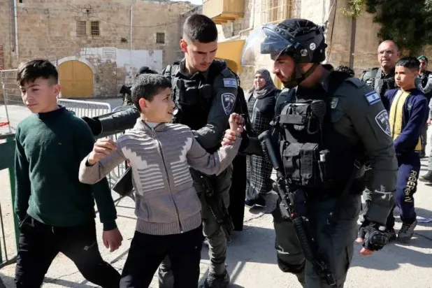 أرقام صادمة… ارتفاع حاد في عزل المعتقلين الفلسطينيين داخل السجون الإسرائيلية