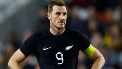 نيوزيلندا تستدعي المدافع سميث لتشكيلة كأس العالم