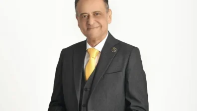 وقف فنان مصري بتهمة «الإساءة للسيدات»