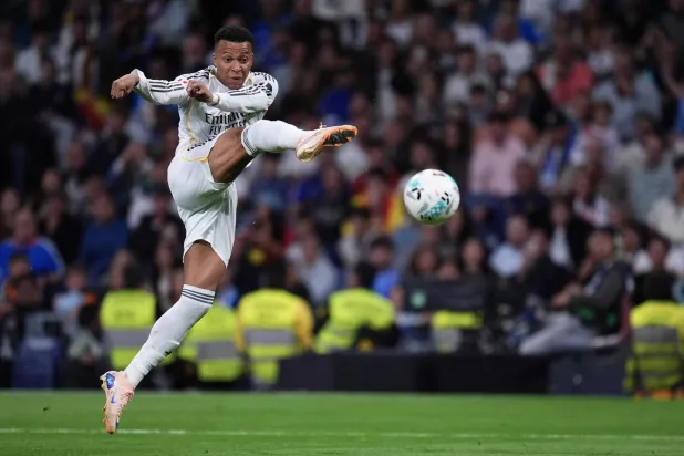 مبابي: أربيلوا جعلني «المهاجم الرابع» في ريال مدريد