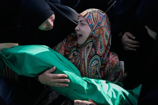 هل بدأ الغضب على إيران يتسلل إلى شيعة لبنان؟
