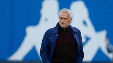 مورينيو يقرّ بمحادثات بين وكيله وريال مدريد
