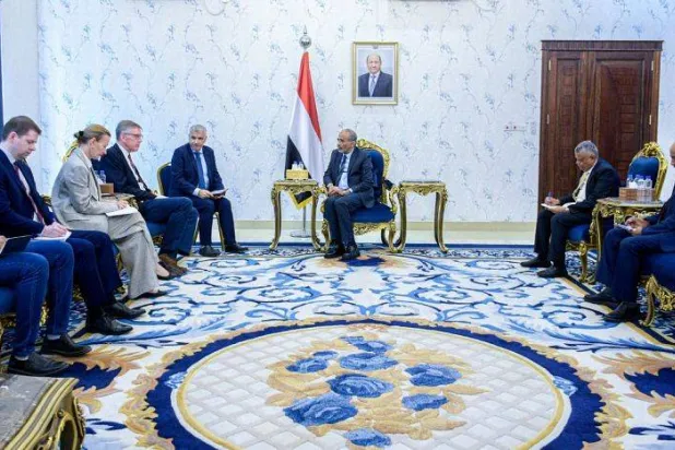 الصبيحي يتهم الحوثيين بتهديد الملاحة وخدمة أجندة إيران