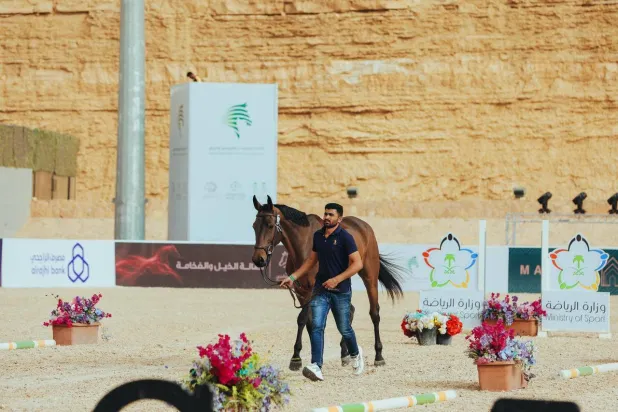 الرياض تستضيف نهائي قفز الحواجز بمشاركة 168 فارساً وفارسة