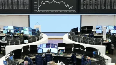 تراجع طفيف للأسهم الأوروبية مع ترقب المستثمرين مفاوضات واشنطن وطهران