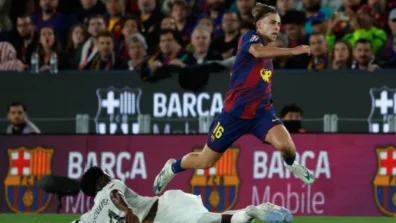 فيرمين لوبيز لاعب برشلونة يخضع لجراحة ناجحة