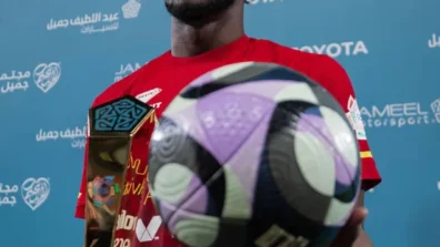 شباك الاتحاد تتوج كينونيس هدافا للدوري السعودي