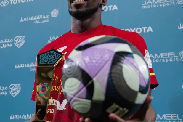 شباك الاتحاد تتوج كينونيس هدافا للدوري السعودي
