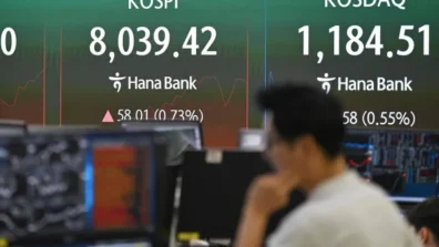 الأسهم الآسيوية ترتفع بدعم «وول ستريت»