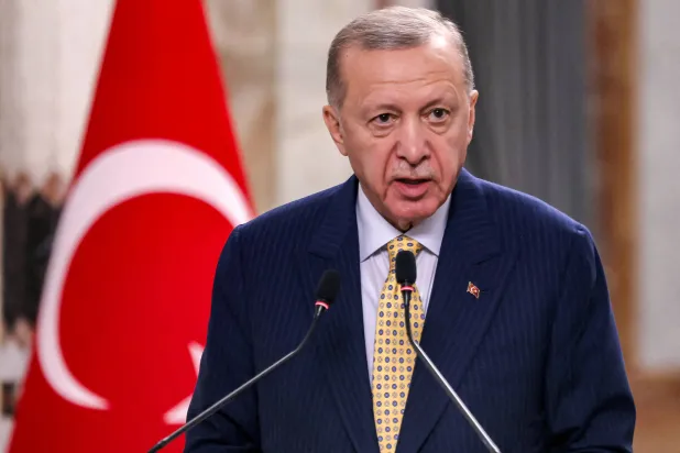 إردوغان يغلق جامعة مستقلة ليبرالية في إسطنبول