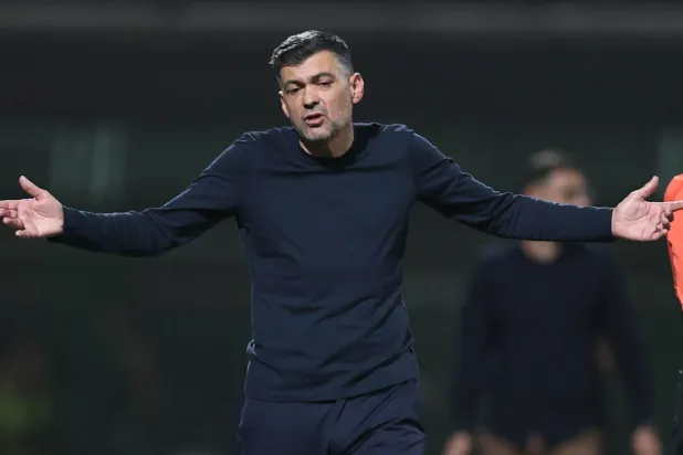 مصادر لـ«الشرق الأوسط»: الاتحاد يبحث عن مَخرج لإقالة كونسيساو