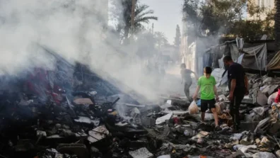 مسعفون: قصف إسرائيلي يقتل طفلة وامرأة في غزة