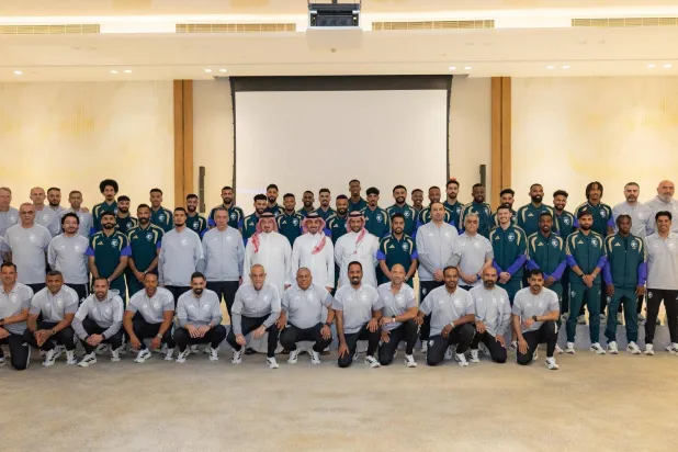 قهوة سعودية وعود… و«تحية ولي العهد» تودّع «أخضر المونديال»