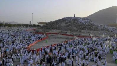 ضيوف الرحمن ينفرون إلى مزدلفة بسلام